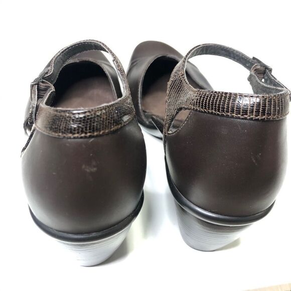 Dansko Roxy Sandals - Picture 7 of 11